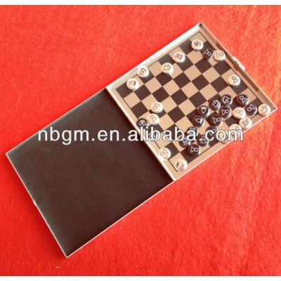 Magnetic Chess Set In Alu Case/magnetic travel game/ludo/chess/checker